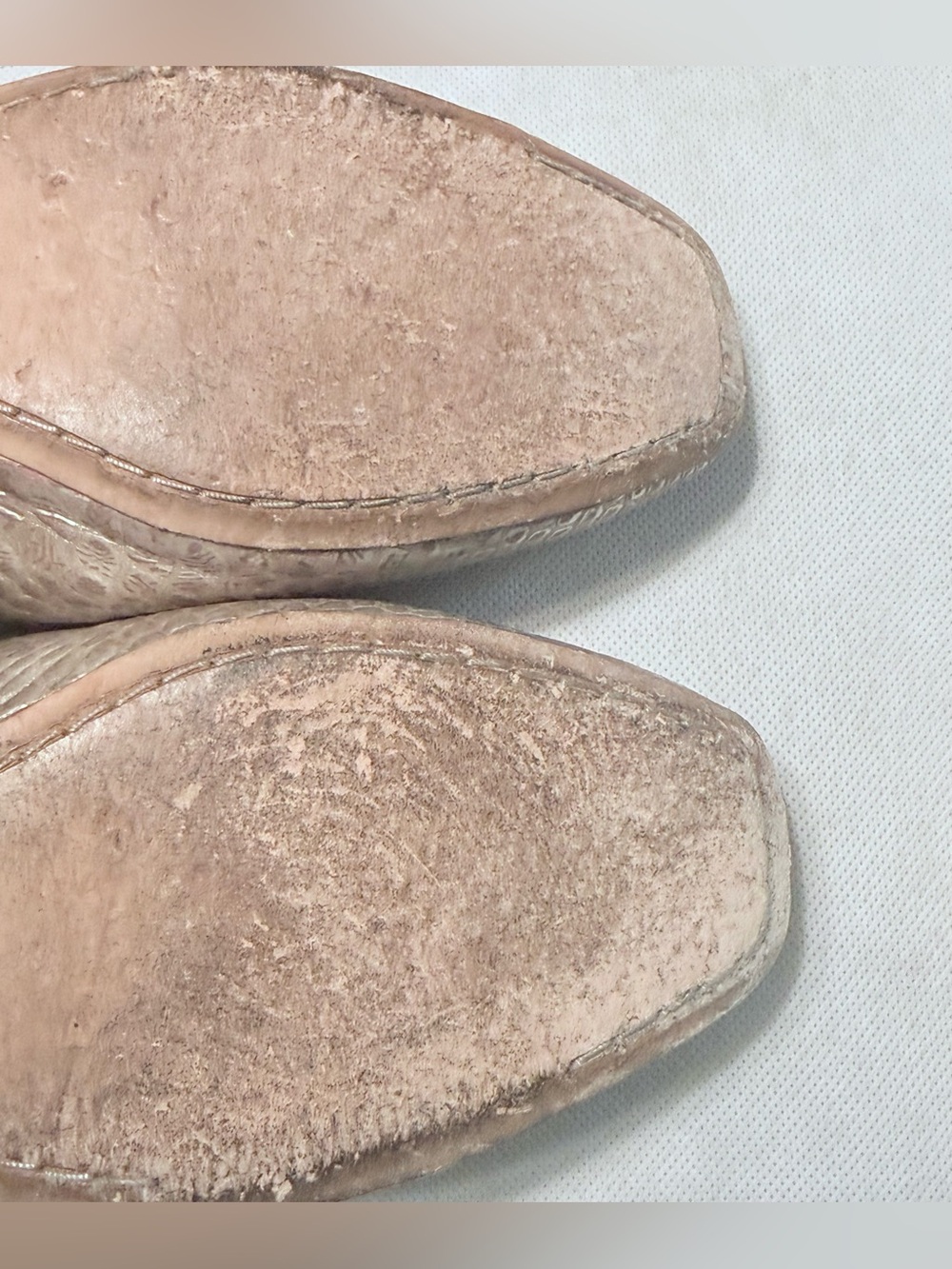 Donald J. Pliner Champagne Snakeskin Pattern Embellished Loafers - Picture 10 of 14